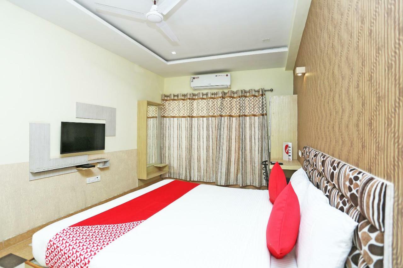 Oyo 16472 Hotel Shree Balram International Raipur  Exterior photo
